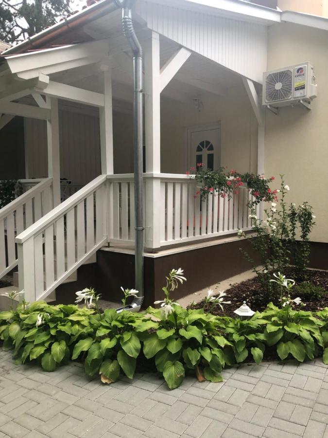Szem-S Vendeghaz Hotel Balatonszemes Ngoại thất bức ảnh