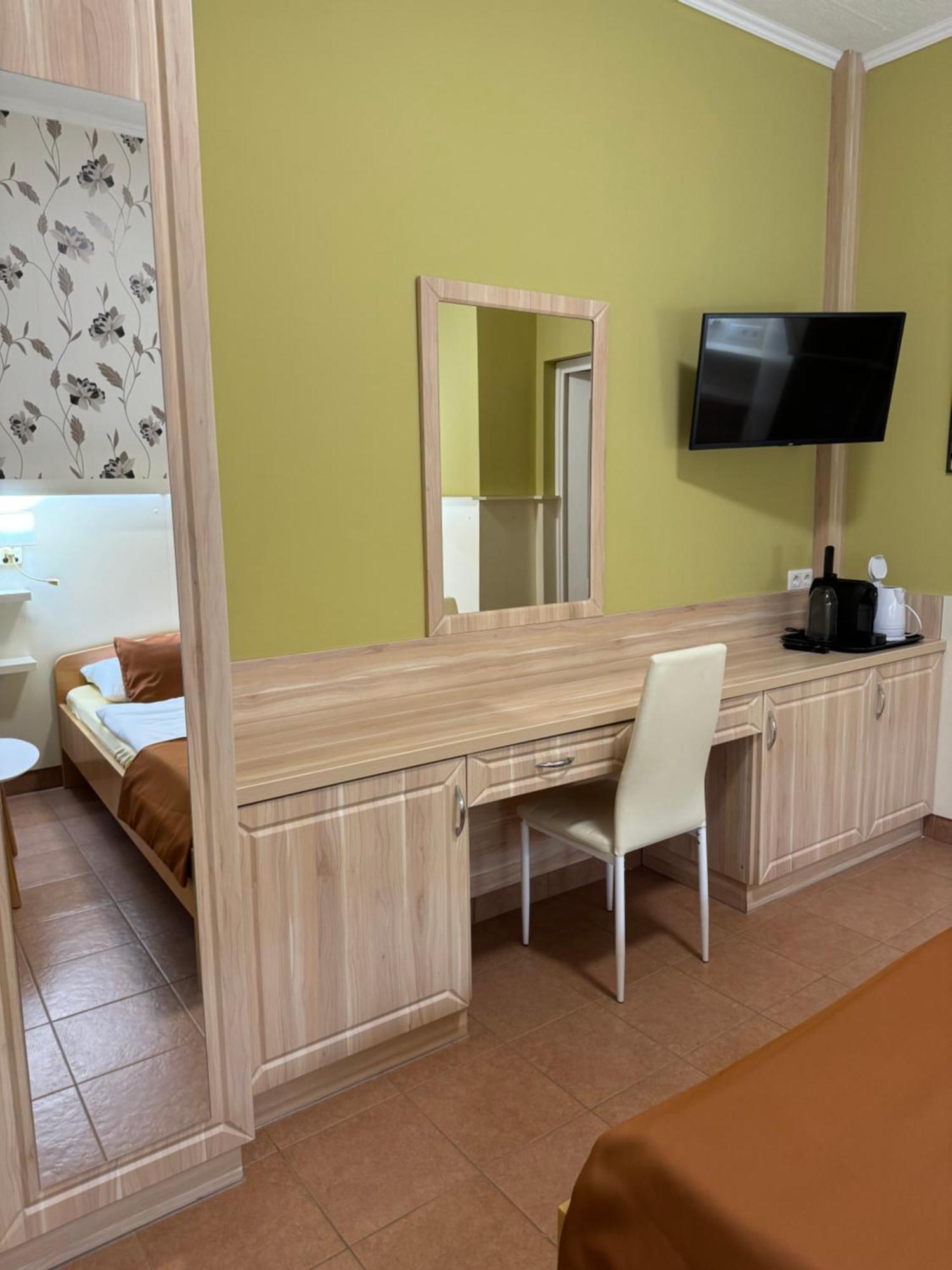 Szem-S Vendeghaz Hotel Balatonszemes Ngoại thất bức ảnh