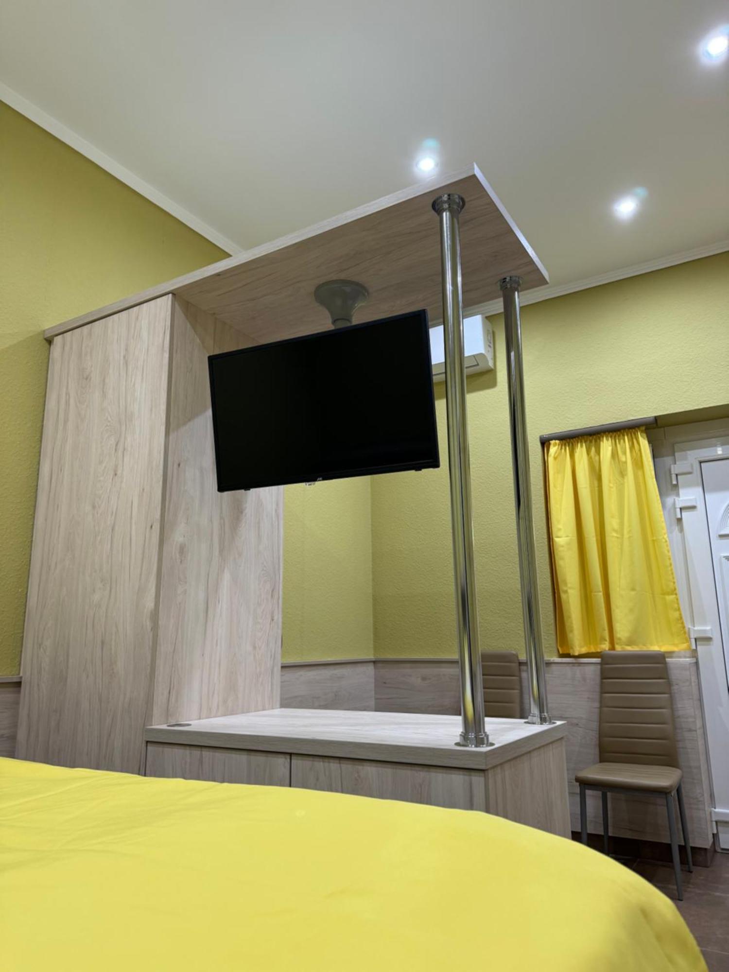 Szem-S Vendeghaz Hotel Balatonszemes Ngoại thất bức ảnh
