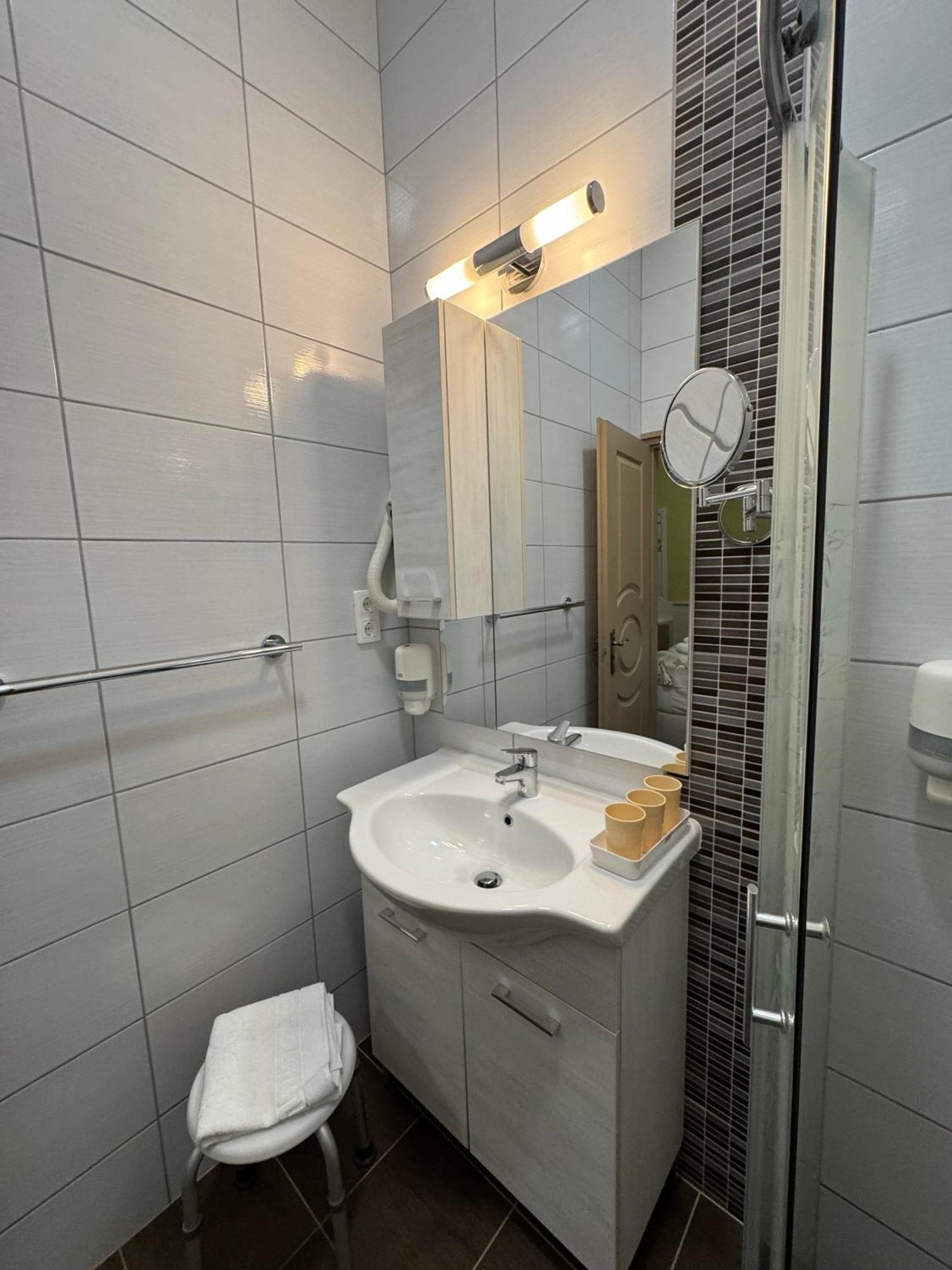 Szem-S Vendeghaz Hotel Balatonszemes Ngoại thất bức ảnh